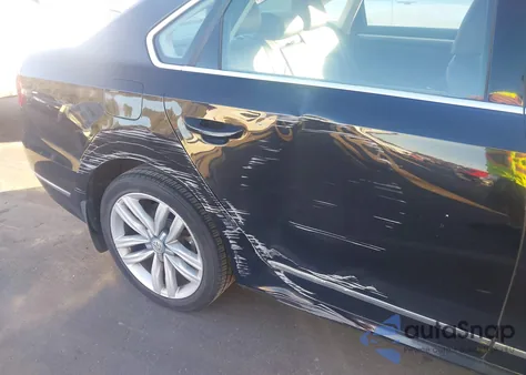 2017 Volkswagen Passat 1.8T Se from USA, damaged, VIN 1VWGT7A39HC032881